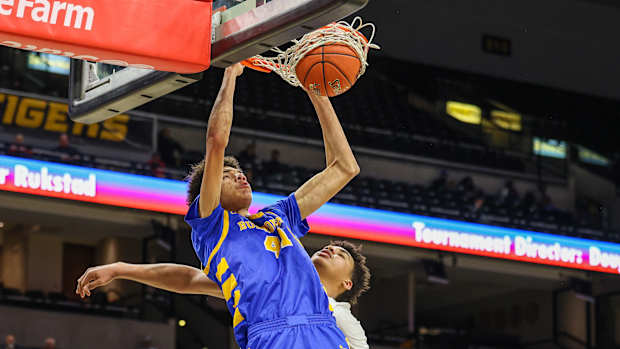 John Burroughs sophomore forward Sheek Pearson